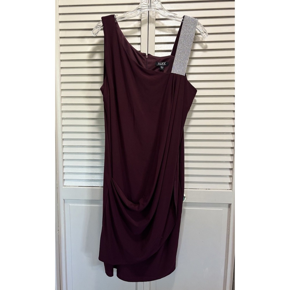 SLNY Burgundy Sleeveless Dress Size 16 Rhinestone Straps Lined Ruffle Back Zip